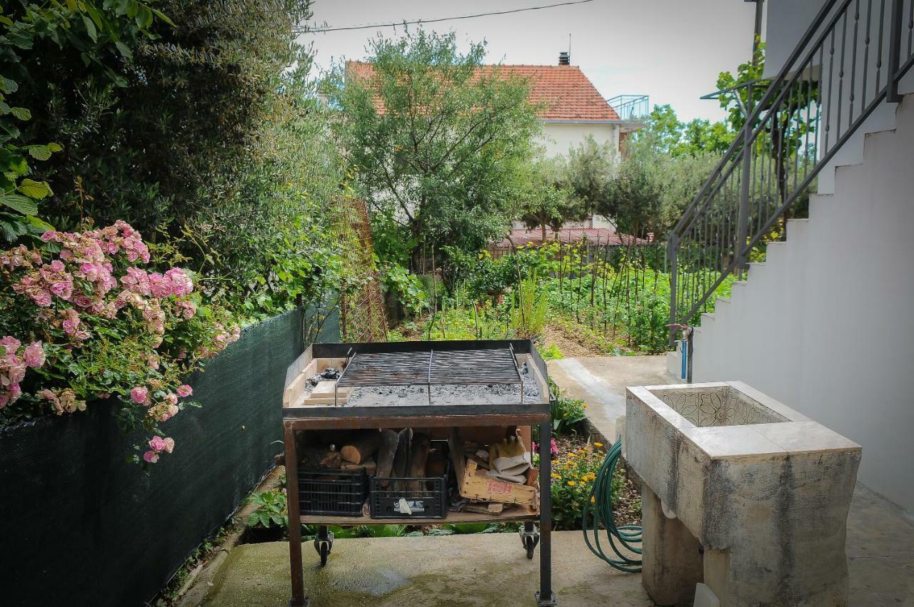 Kaštela Apartment Petar מראה חיצוני תמונה