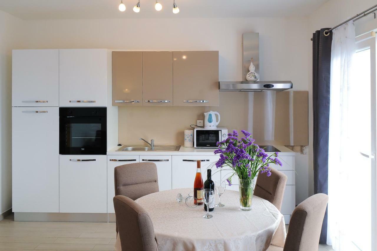 Kaštela Apartment Petar מראה חיצוני תמונה